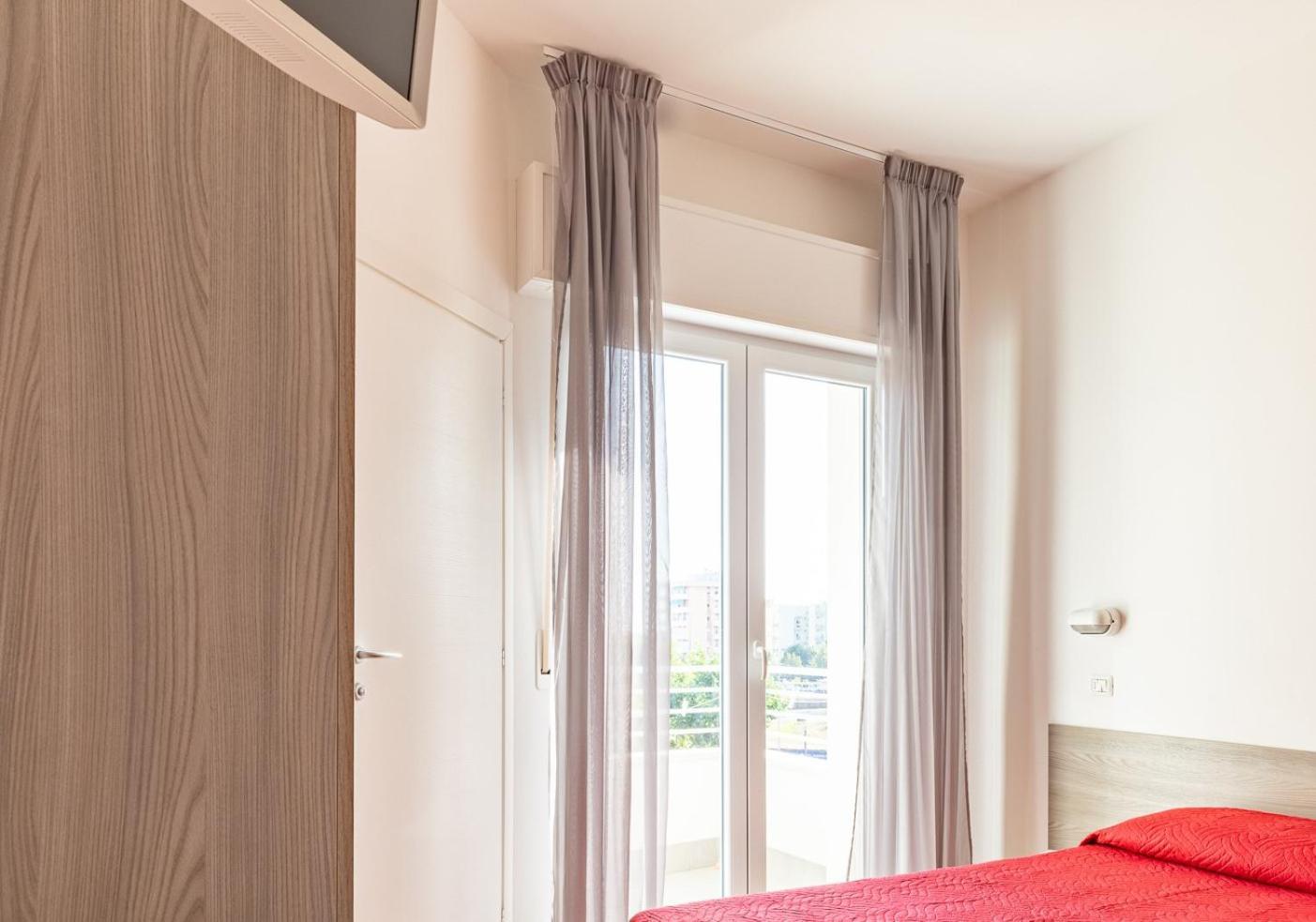 Ciccio Hotel Misano Adriatico Bagian luar foto
