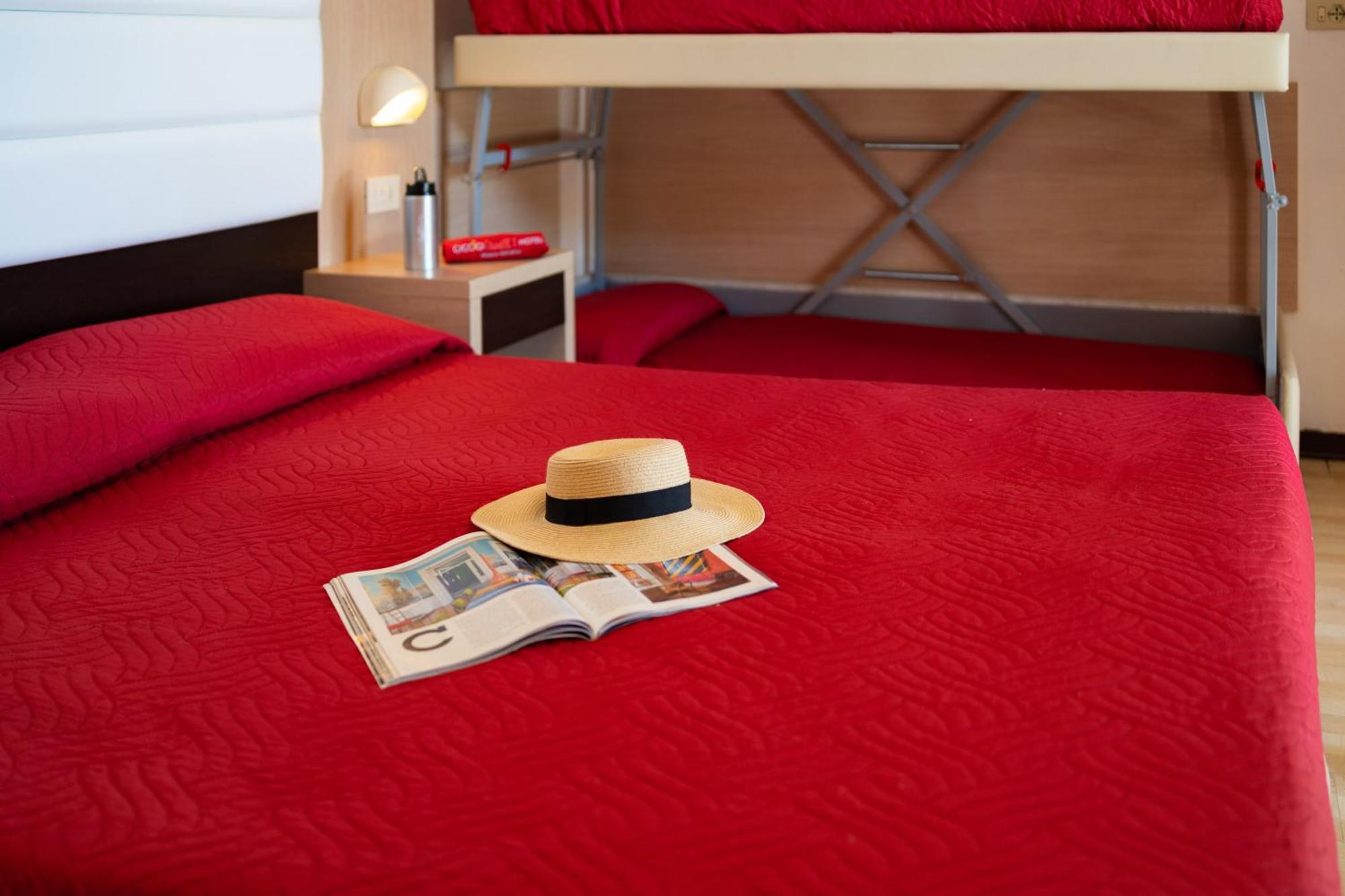 Ciccio Hotel Misano Adriatico Bagian luar foto